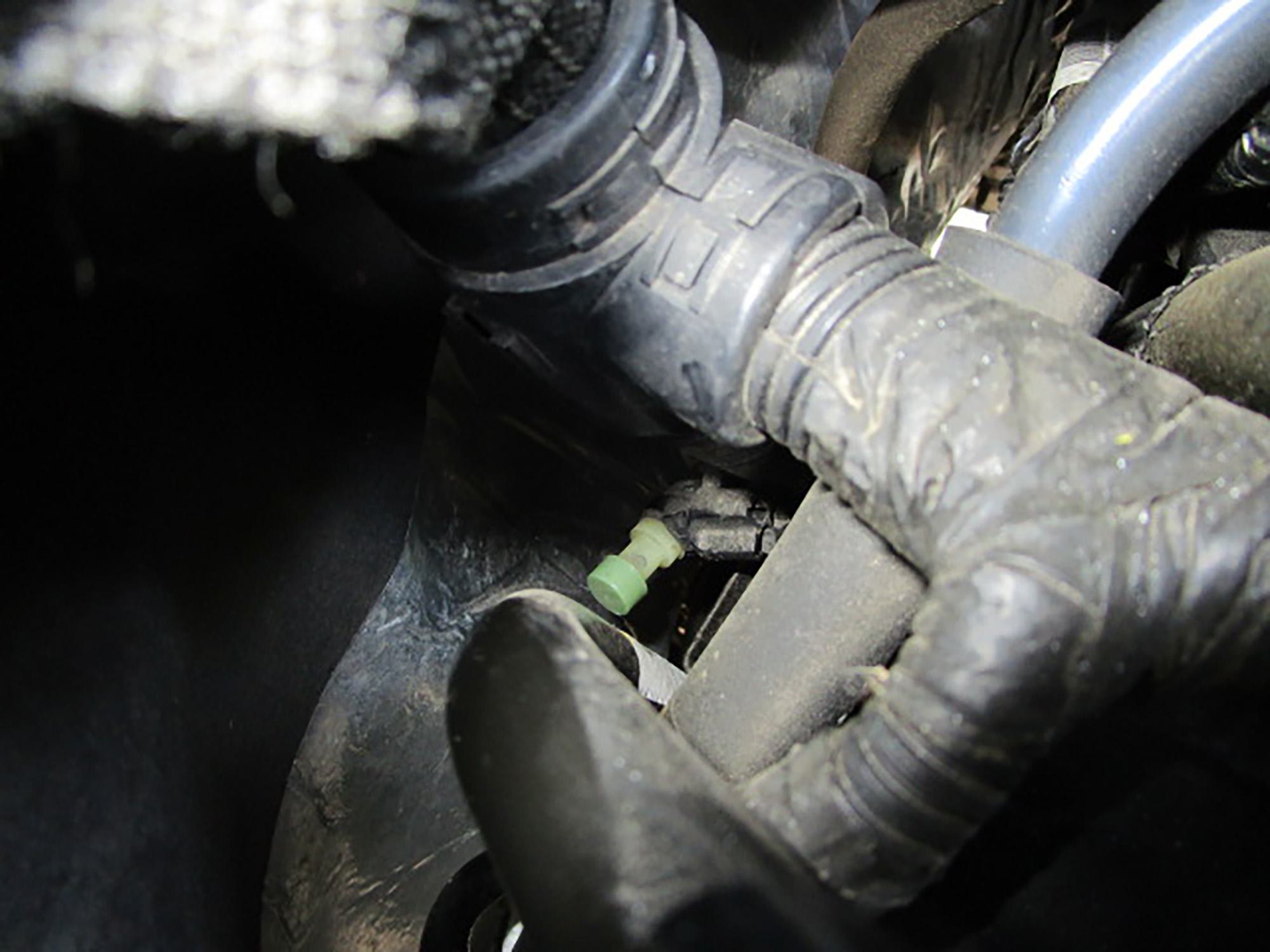 Installing ARB Differential Covers And Differential Breather Kit ...