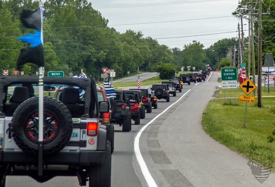 Jeepers Unite For Back The Blue Jeep Caravan And Law Enforcement Event