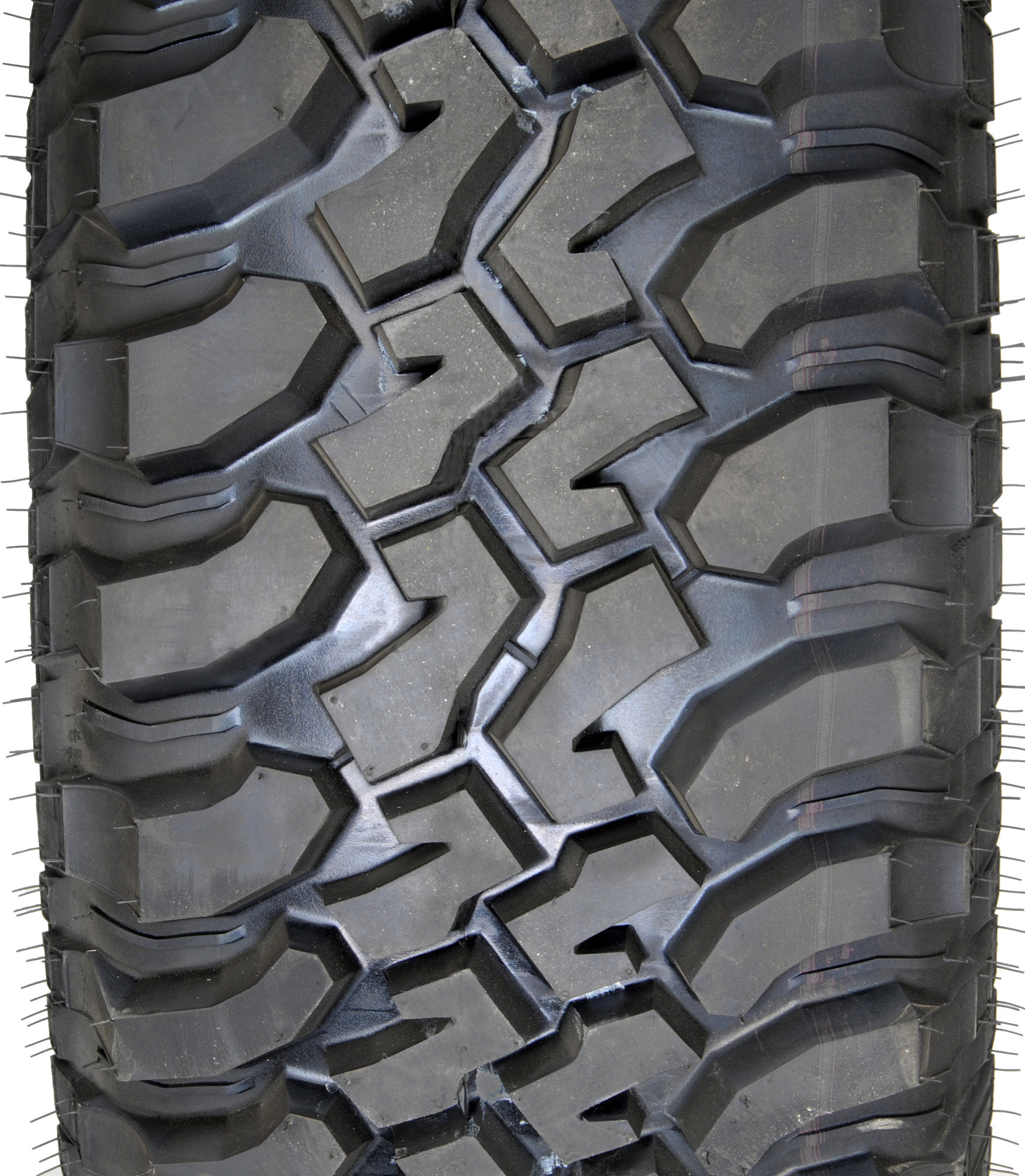 BFGoodrich 86927 Mud-Terrain T/A KM-DT Tire in LT255/75R17 with Black Side  Wall | Quadratec