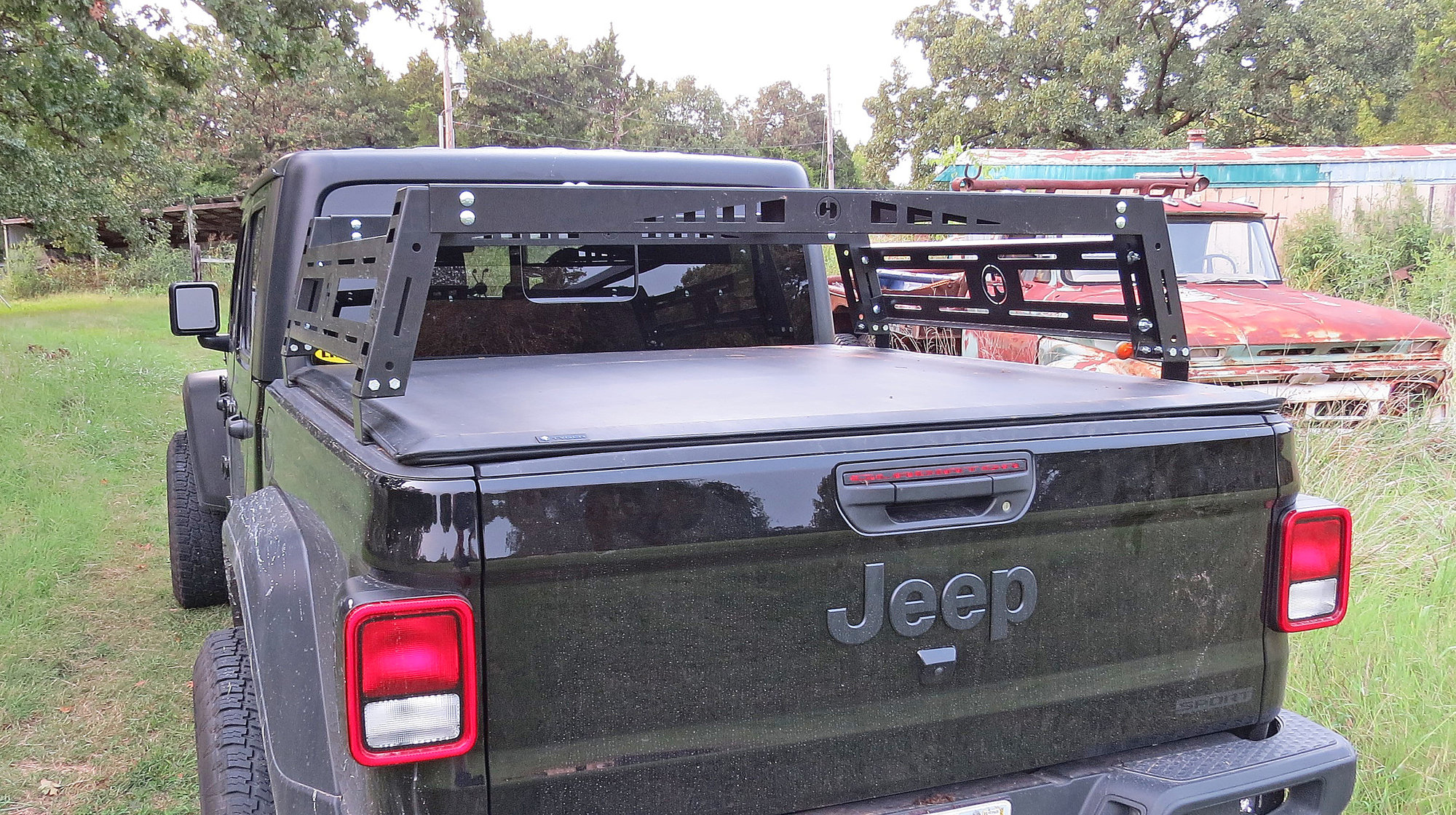 HOBBS 6700-JBG1M Freedom Mid-Height Bed Rack for 20-21 Jeep Gladiator JT |  Quadratec